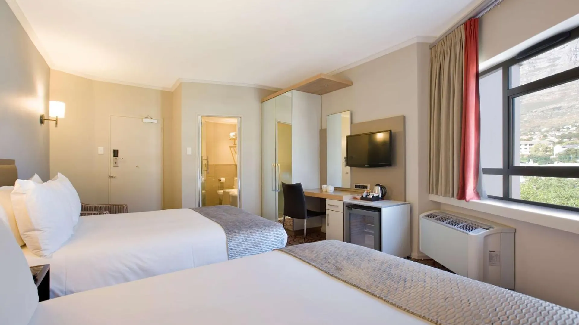Hotel Sunsquare Cape Town Gardens 4*,  Sudáfrica