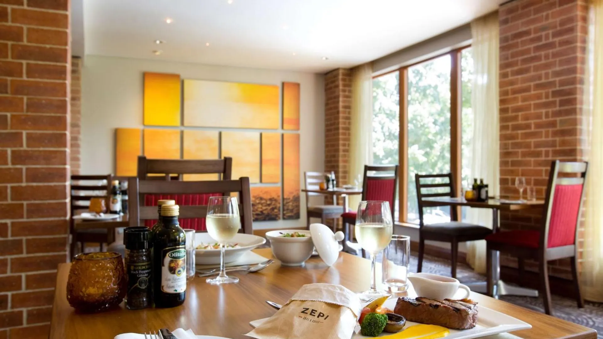 Hotel Sunsquare Cape Town Gardens 4*,